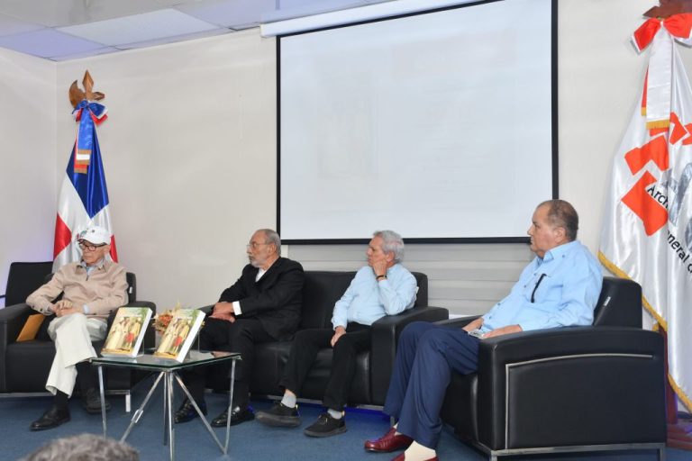 Presentación del libro Historia de Haití por el AGN y la Sociedad Dominicana de Bibliófilos